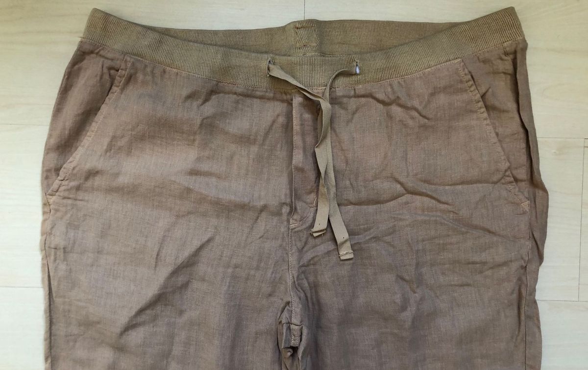 calça de linho bege masculina