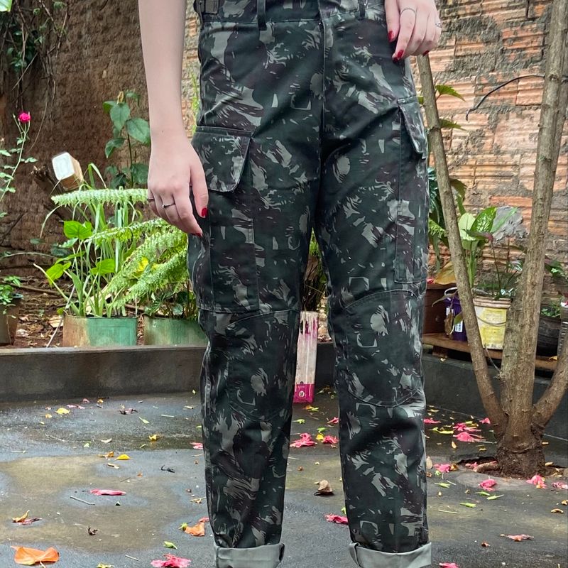 Calça de sale militar feminina