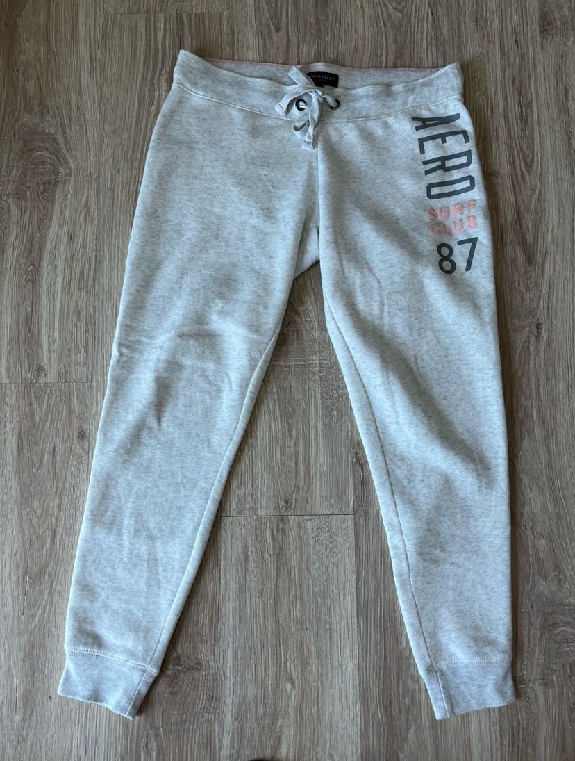 Preços baixos em Calça Moletom Aeropostale