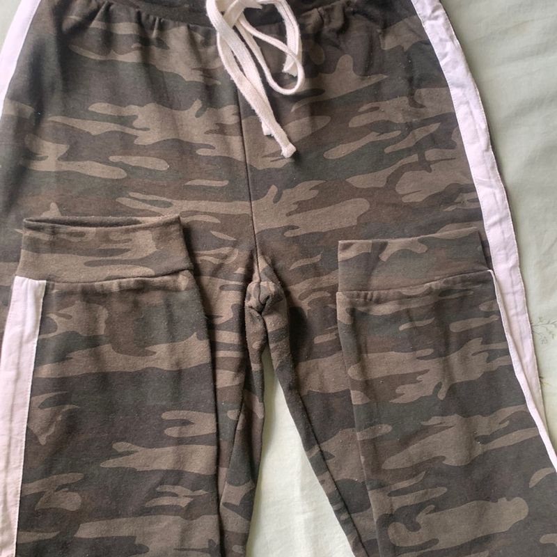 Calça feminina sale moletom camuflada