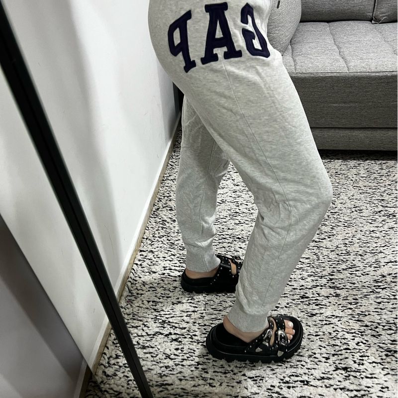 Calça Moletom Cinza Gap Gap Usado 103773961 enjoei