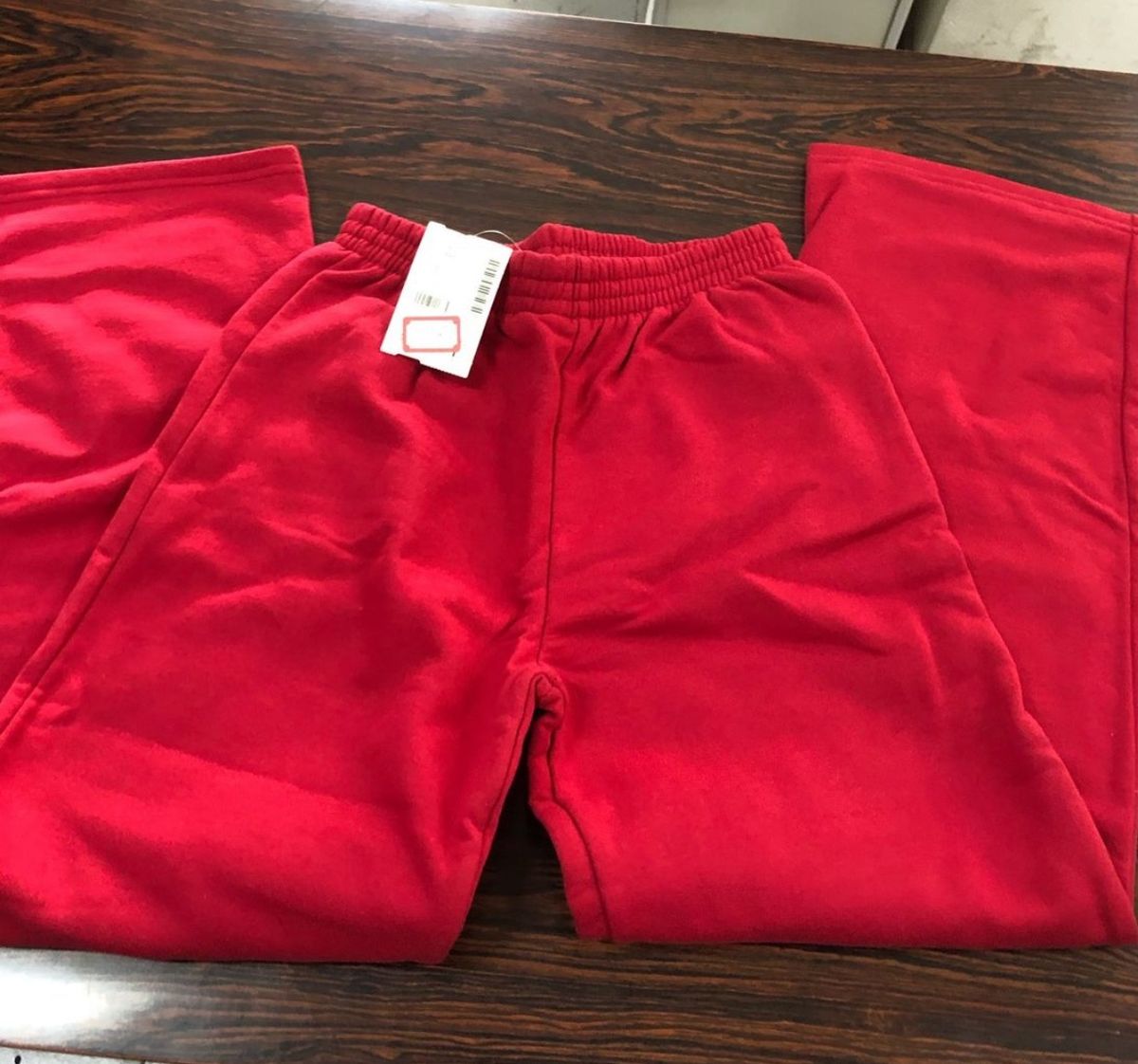 calça moletom vermelha infantil