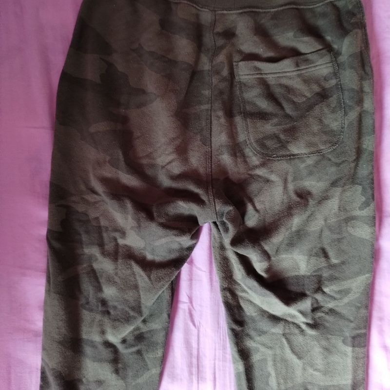 Calça moletom store camuflada feminina renner