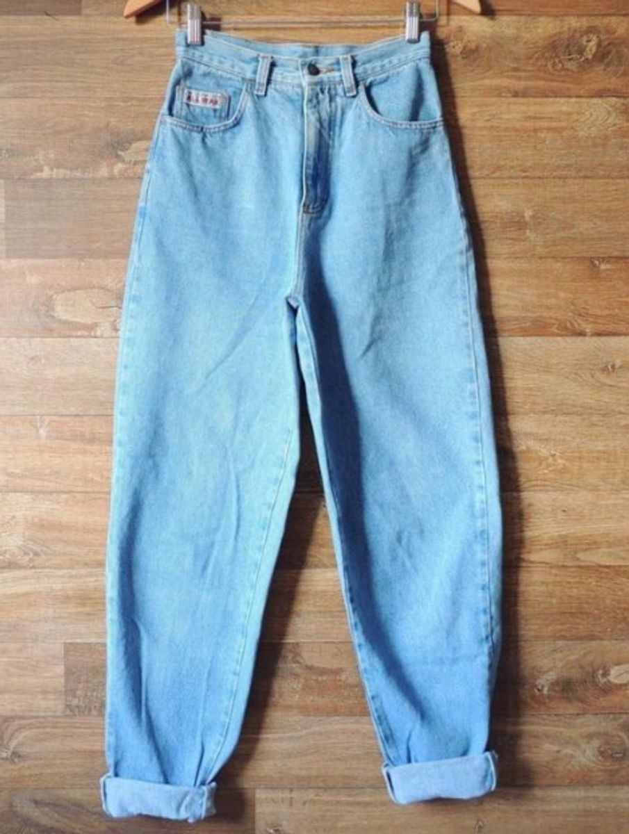 calça jeans cintura alta anos 90