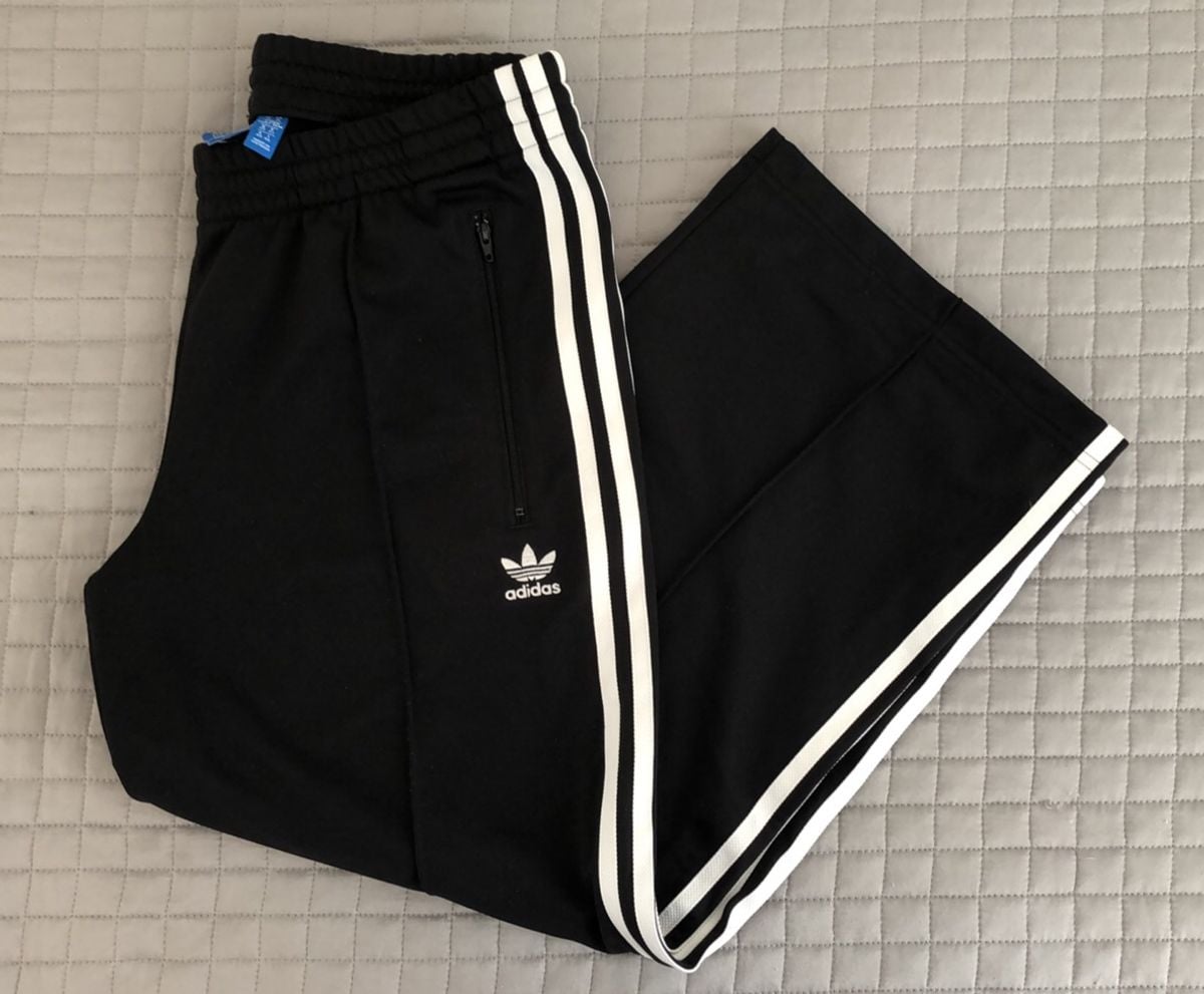 calça pantacourt adidas