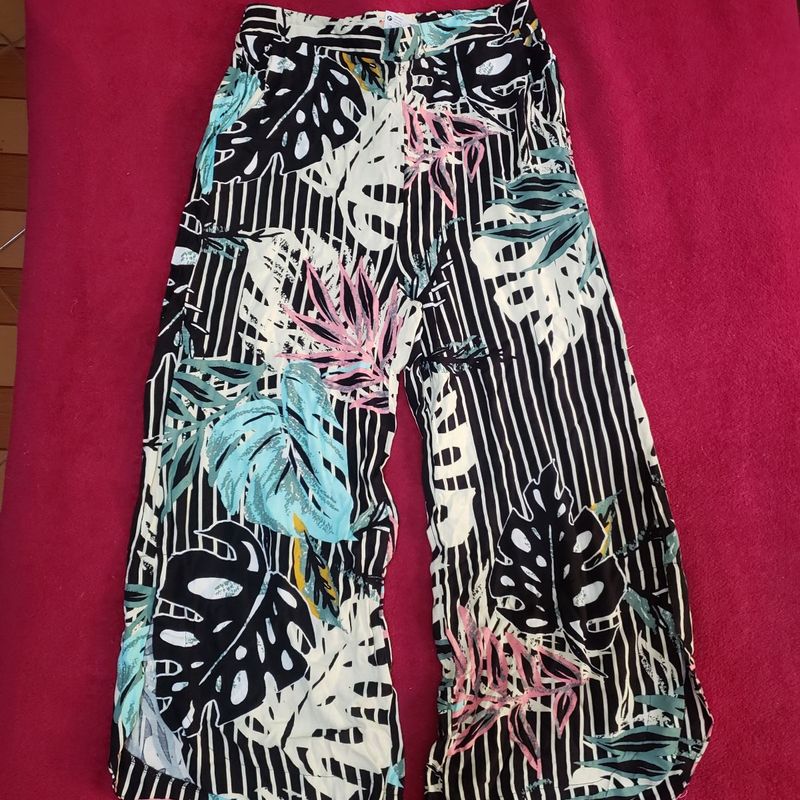 Calça pantacourt best sale listrada renner