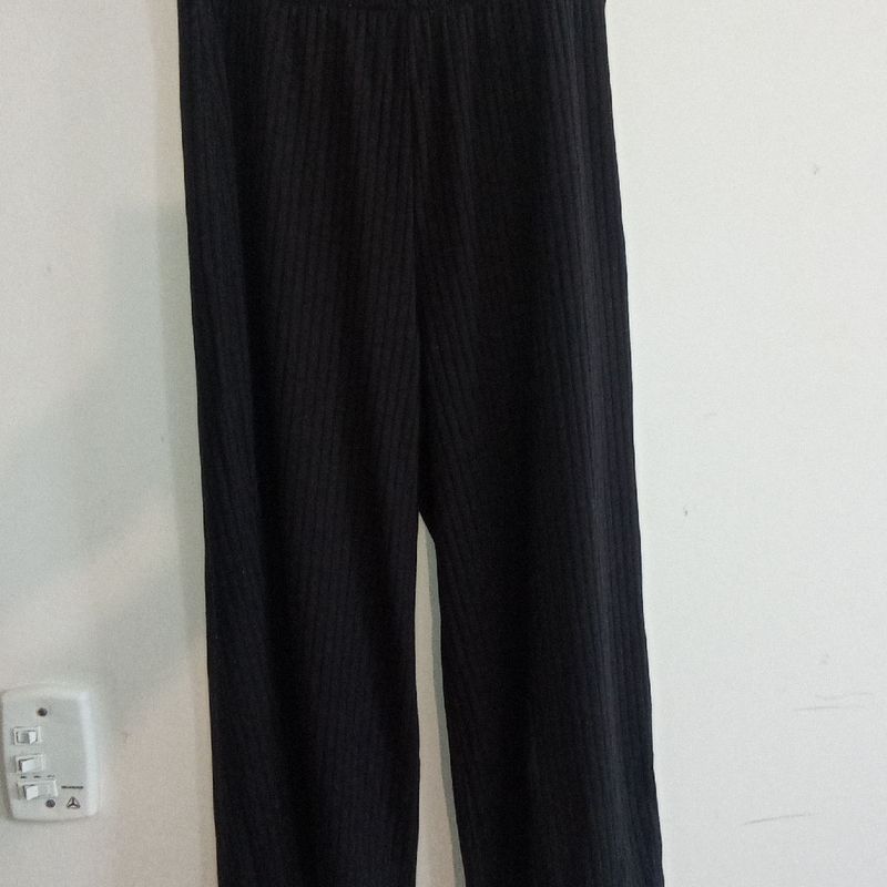 Calça pantacourt best sale preta hering