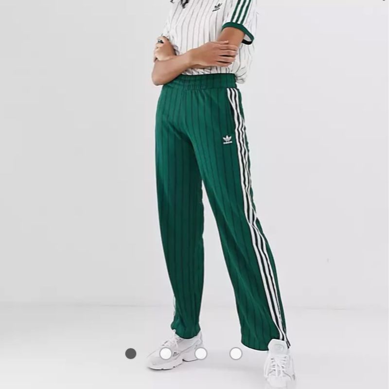 Adidas on sale Pantalones verdes