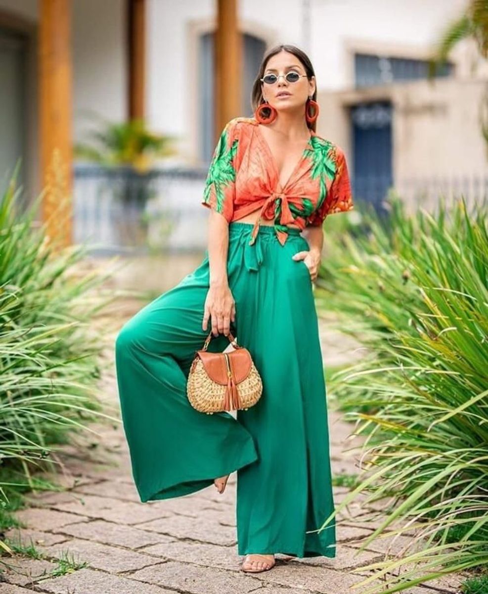 calça pantalona verde