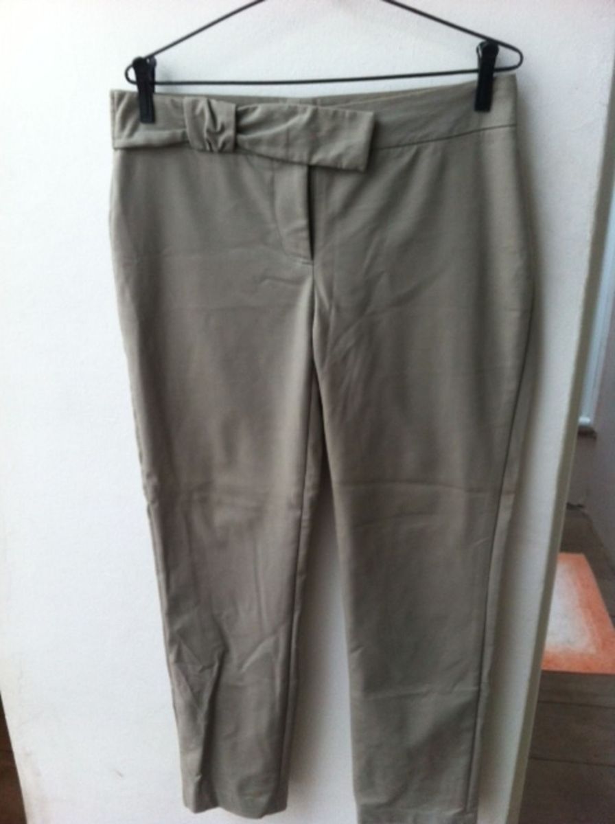 calça cinza para trabalhar