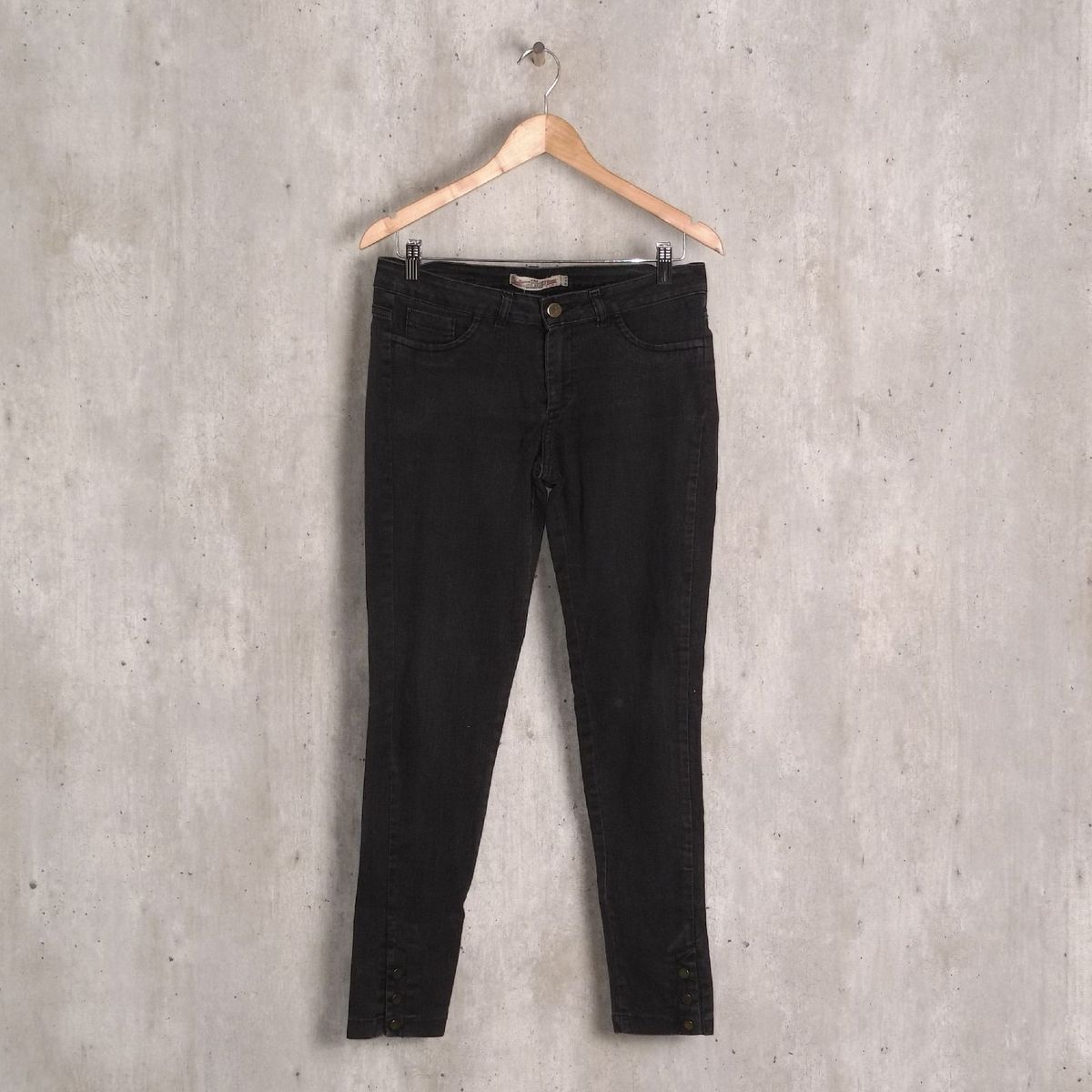 calça preta cintura baixa zara - calças zara