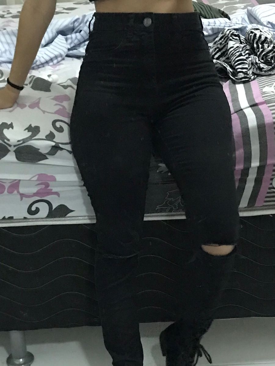 calça preta renner
