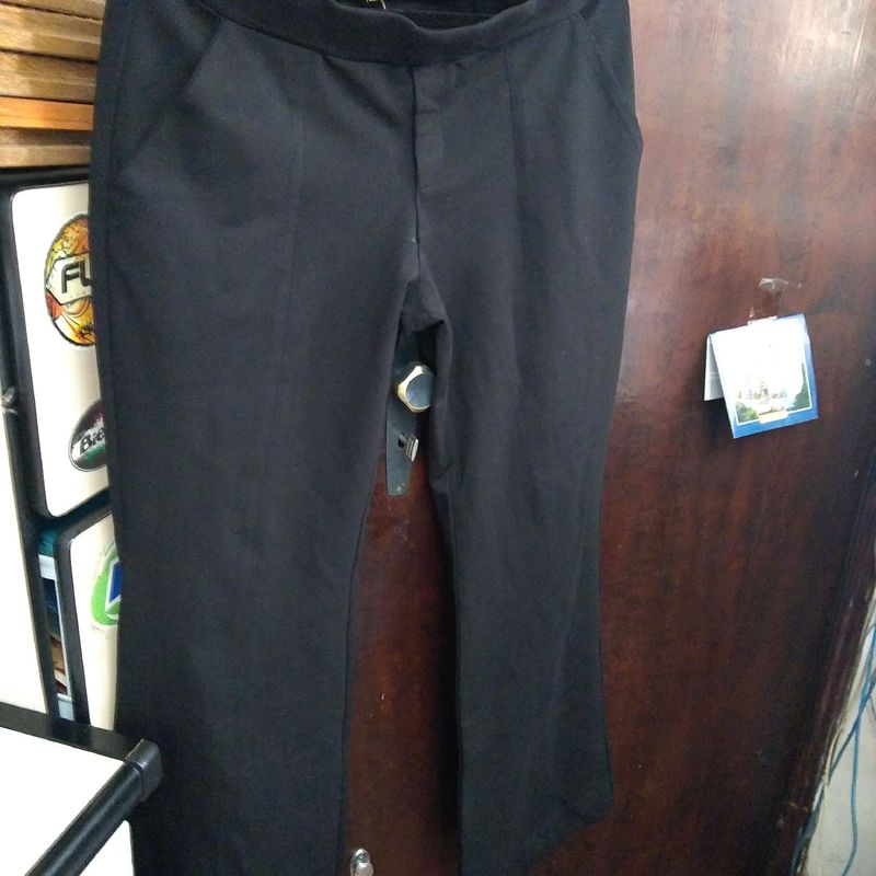 Calça preta de store pano