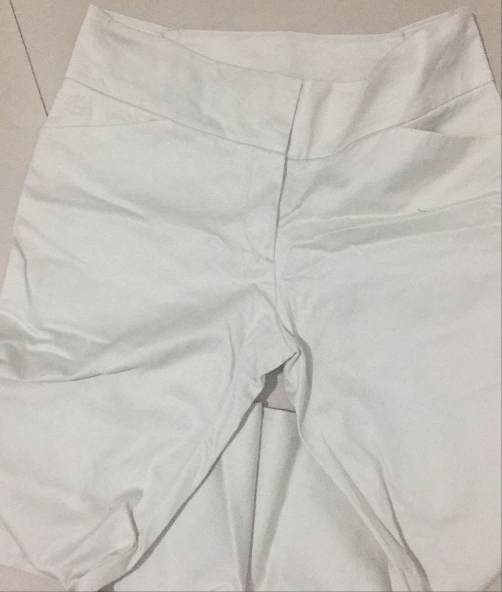 calça social lacoste