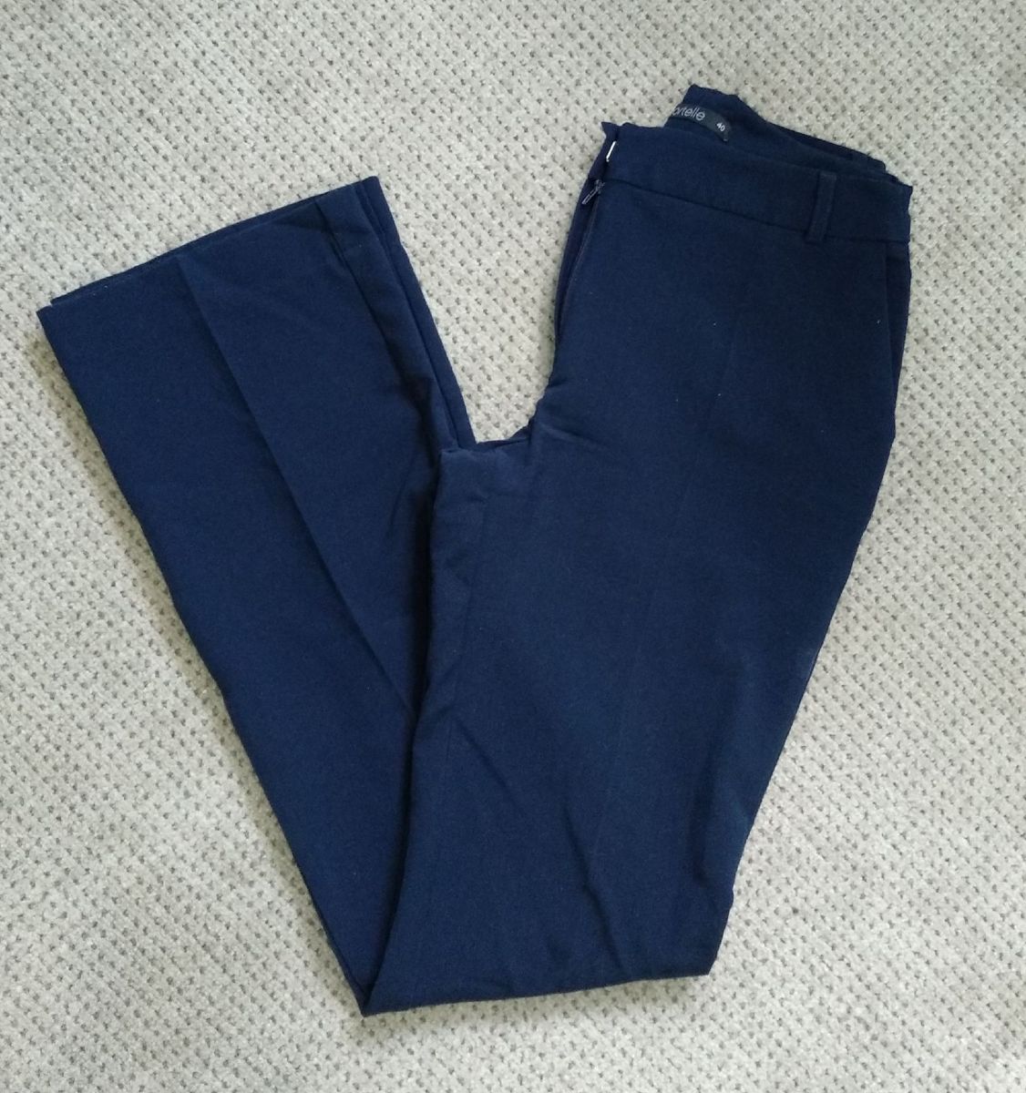 calça azul marinho social feminina