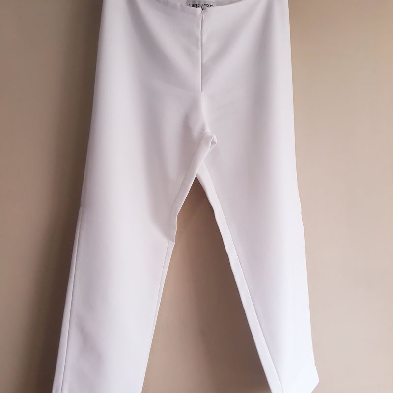 Calça Social Capri Branca com Zíper Frontal, Calça Feminina Livre Acesso  Usado 88793769