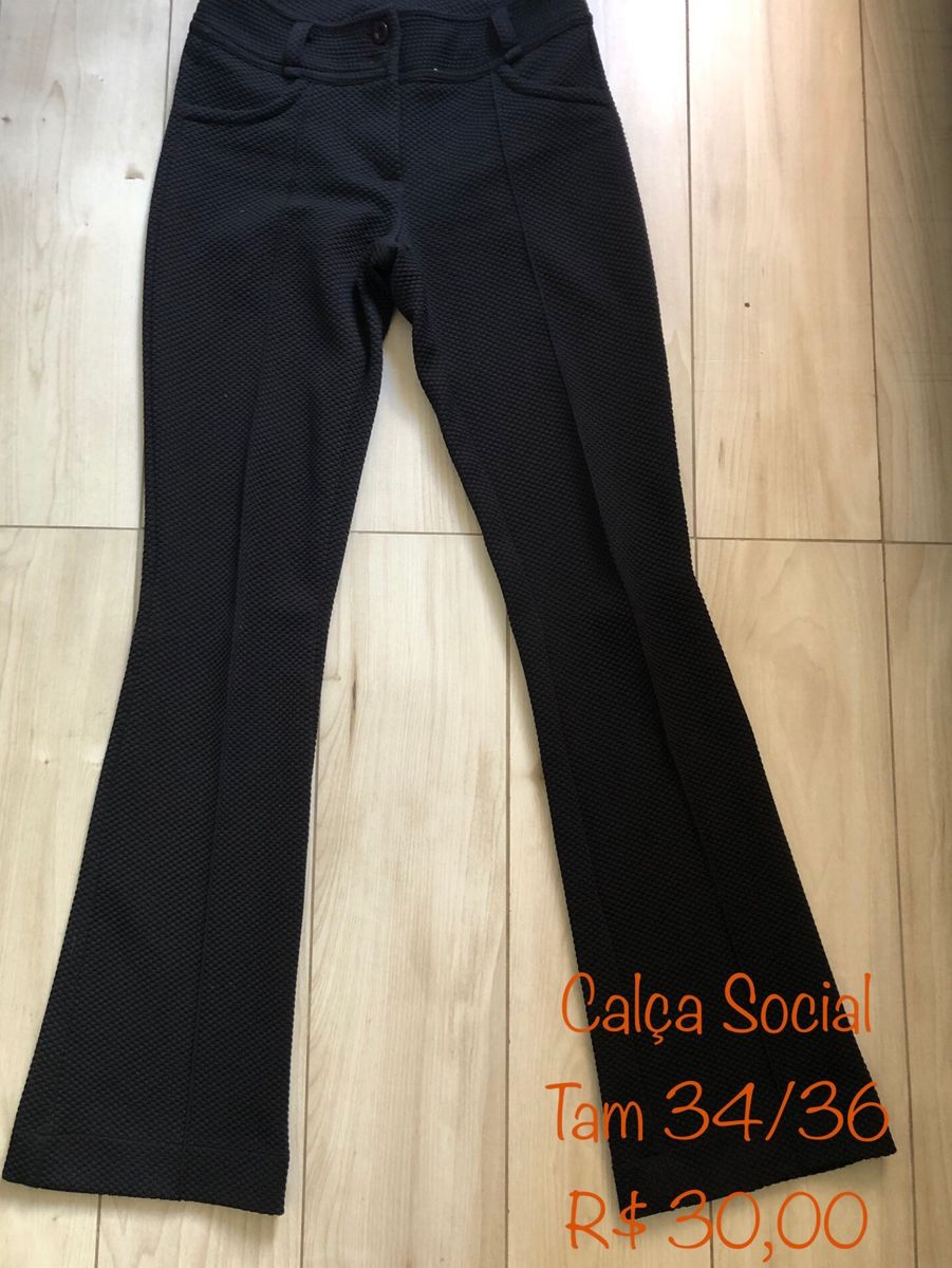 calça flare plus size