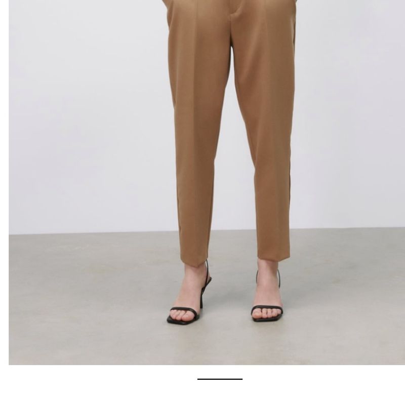 lookdacandida - Calça cintura alta com cinto #Zara Tamanho: M Preço: 25.500  kz