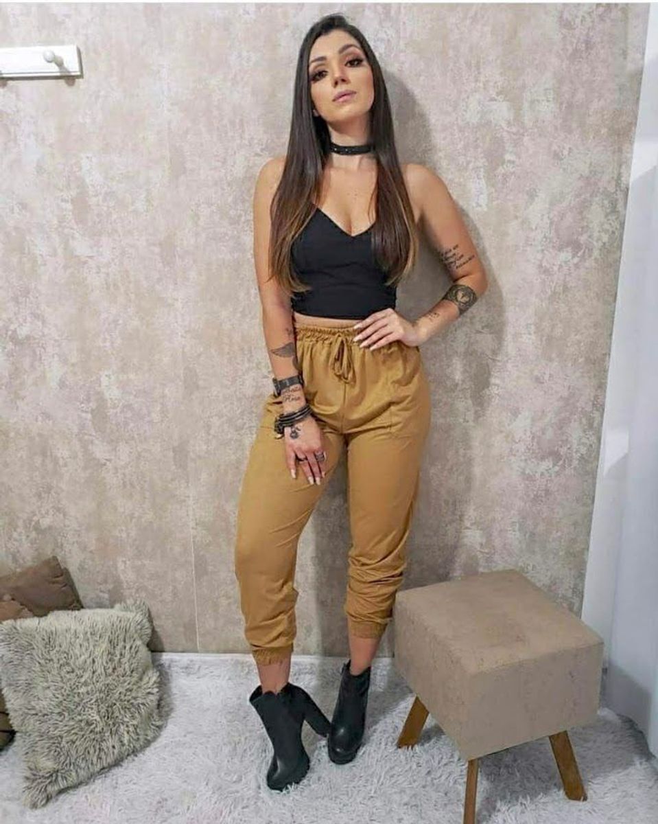 Calça cor de mostarda hot sale feminina