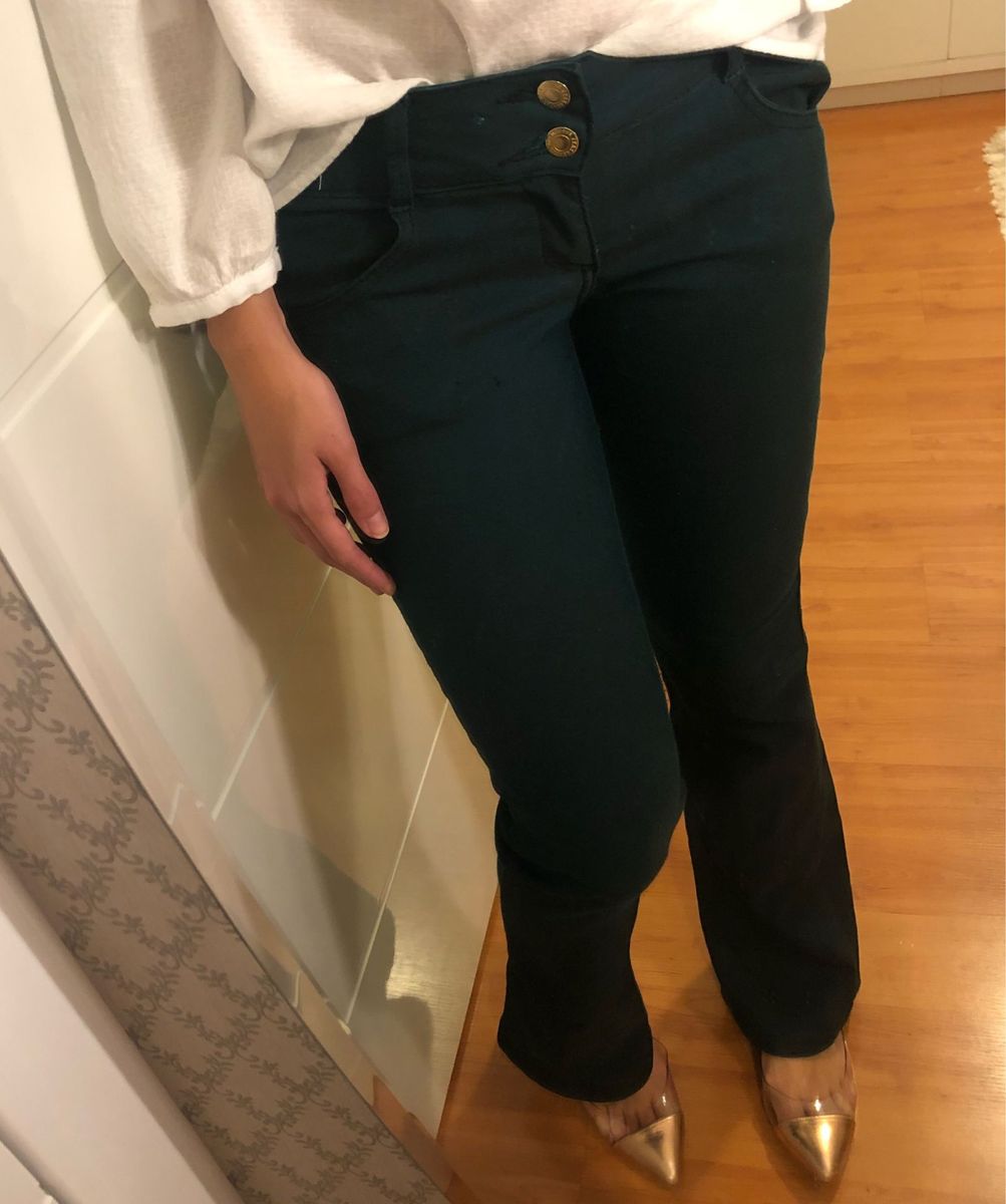calça verde escuro feminina