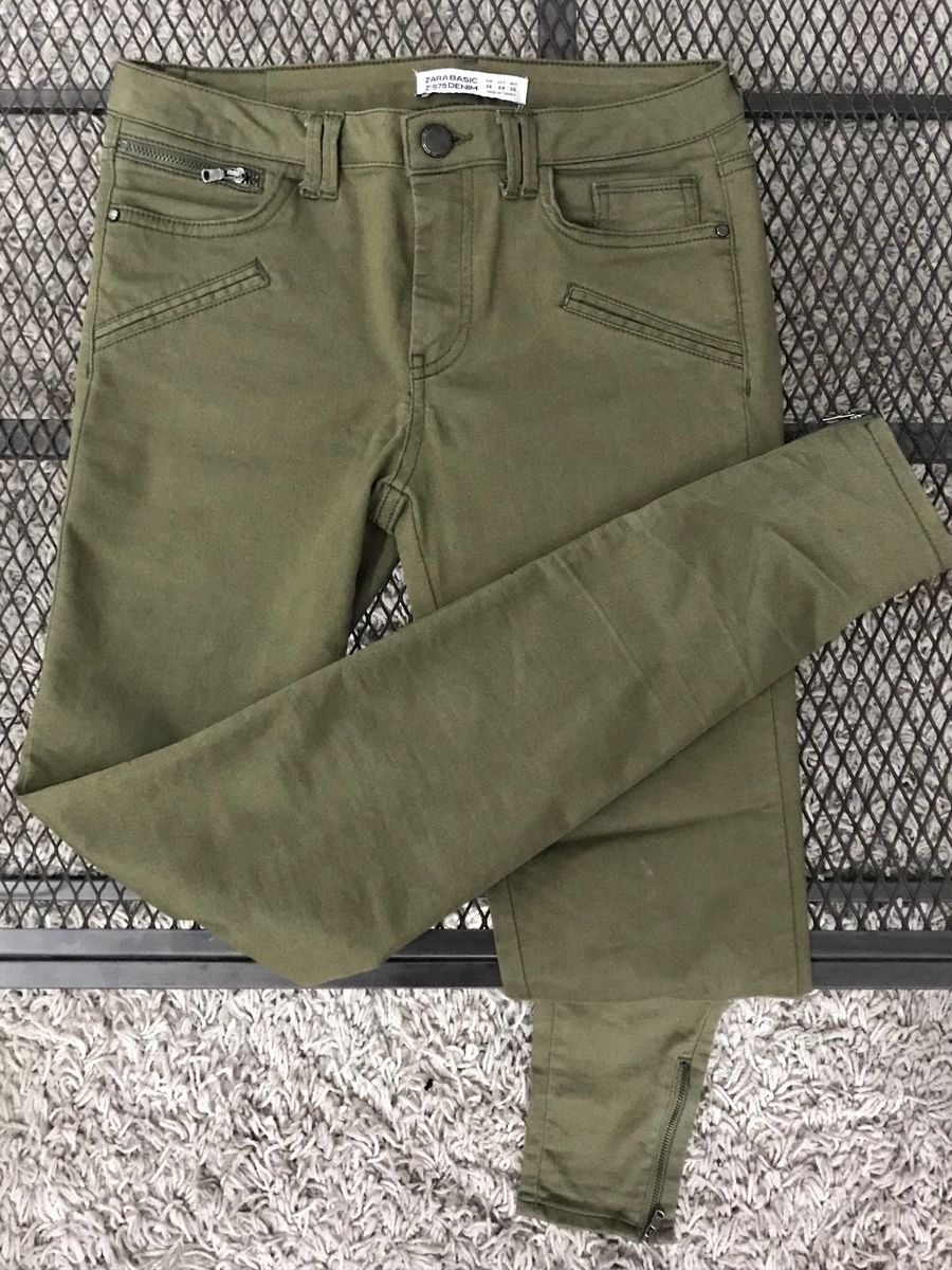 calça zara verde militar