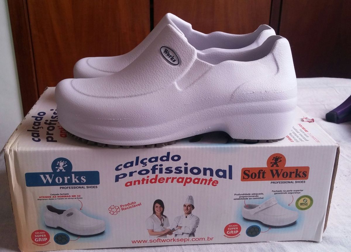 calçado profissional antiderrapante