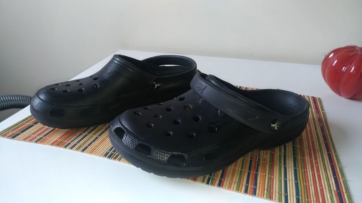 sapato crocs preto