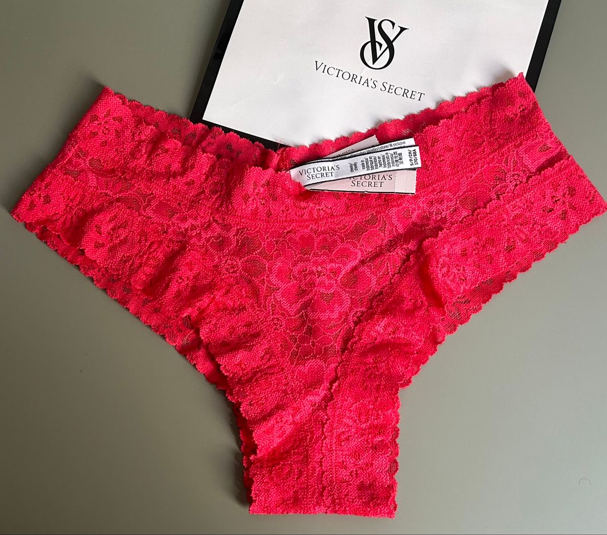 Calcinha Victorias Secret Em Renda Tamanho P Original Lingerie Feminina Victorias Secret Nunca