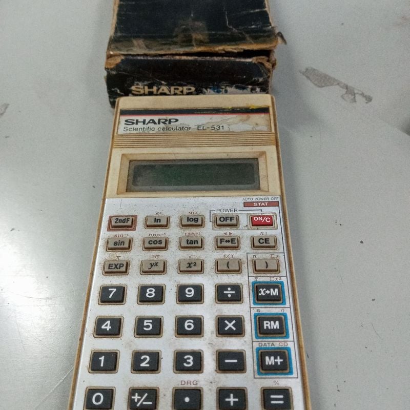Calculadora Científica El-531 Sharp Japonesa Nao Funciona Na Caixa El-230  Também Nao Funciona Item Info Eletro Sharp Usado 104964647