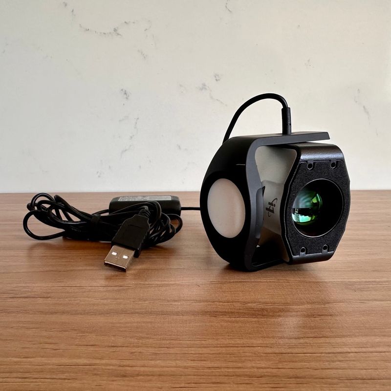 Calibrador de Monitor I1 Display Studio X-Rite Pantone