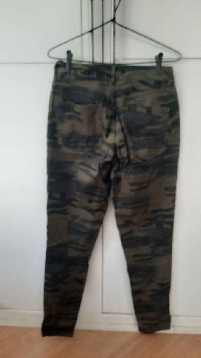 Calça camuflada best sale feminina marisa