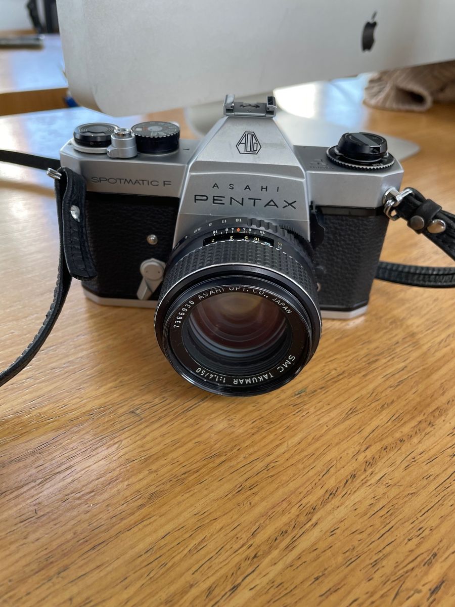 Camera Asahi Pentax Stopmatic F com Acessórios e Lente Extra