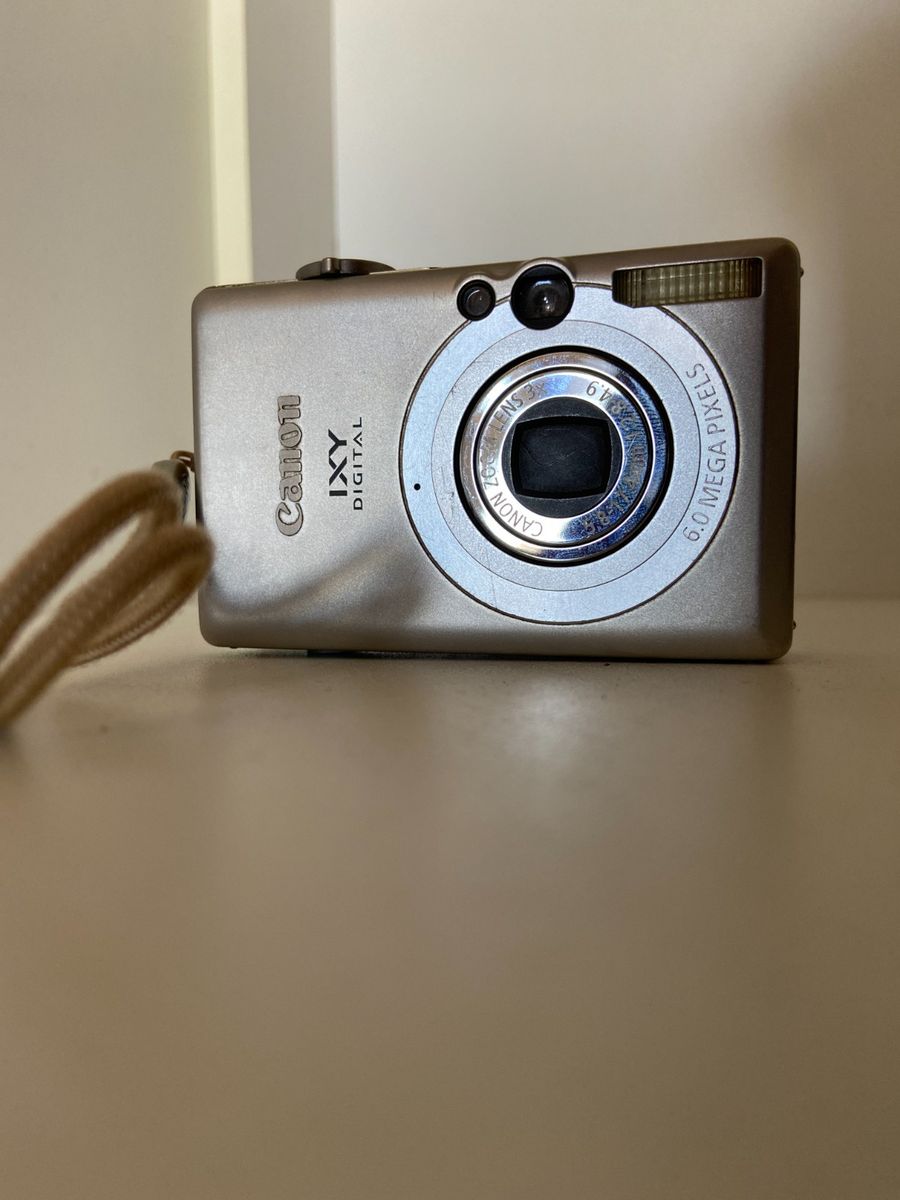 Canon IXY 900 IS – Kooperly Film