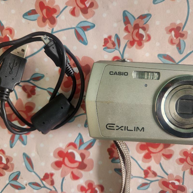 Câmera Digital Casio Exilim Ex-Z16 Prata Prateado | Casio Nunca