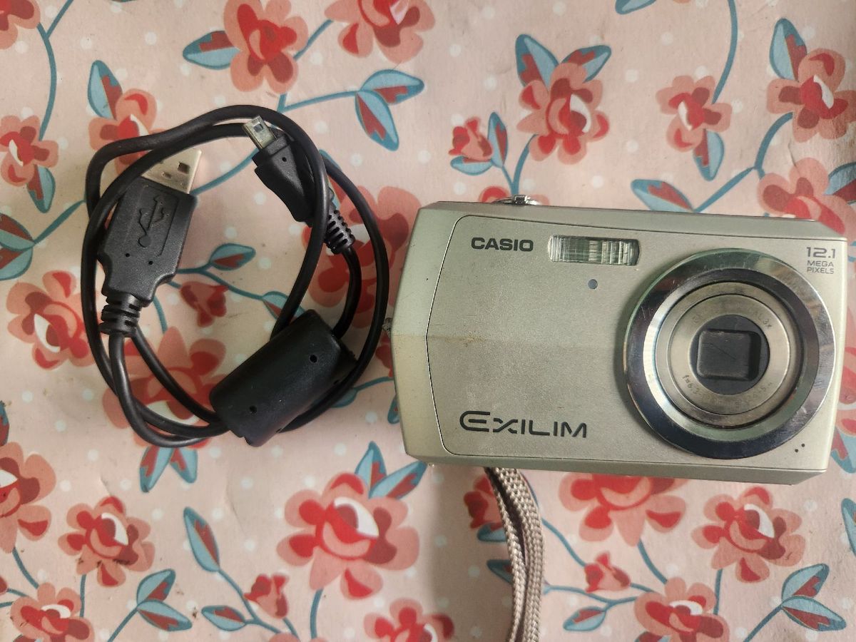 Câmera Digital Casio Exilim Ex-Z16 Prata Prateado | Casio Nunca