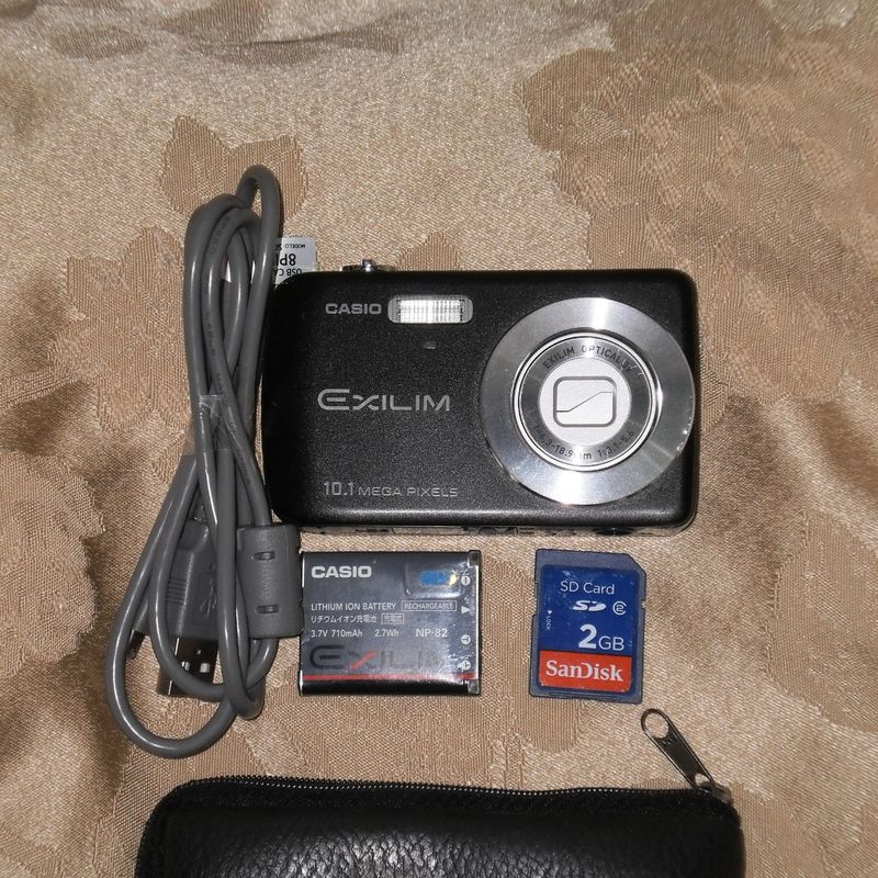 Câmera Digital - Casio - Exilim - Ex Z33- 10.1 Mp | Máquina