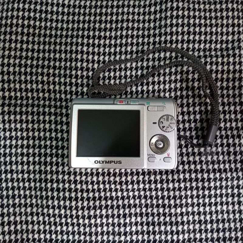 デジタルカメラ X-750 OLYMPUS OLYMPUS 【公式通販】 デジタルカメラ X-750 デジタルカメラ