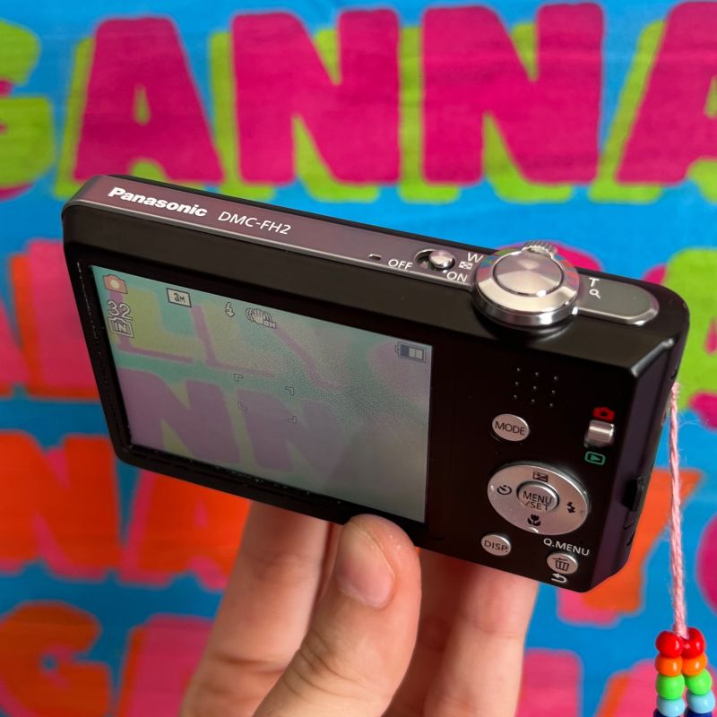 【海外モデル】Panasonic LUMIX DMC-FH2（美品） Câmera Digital Panasonic Lumix Dmc-Fh2 14mp | Panasonic Usado