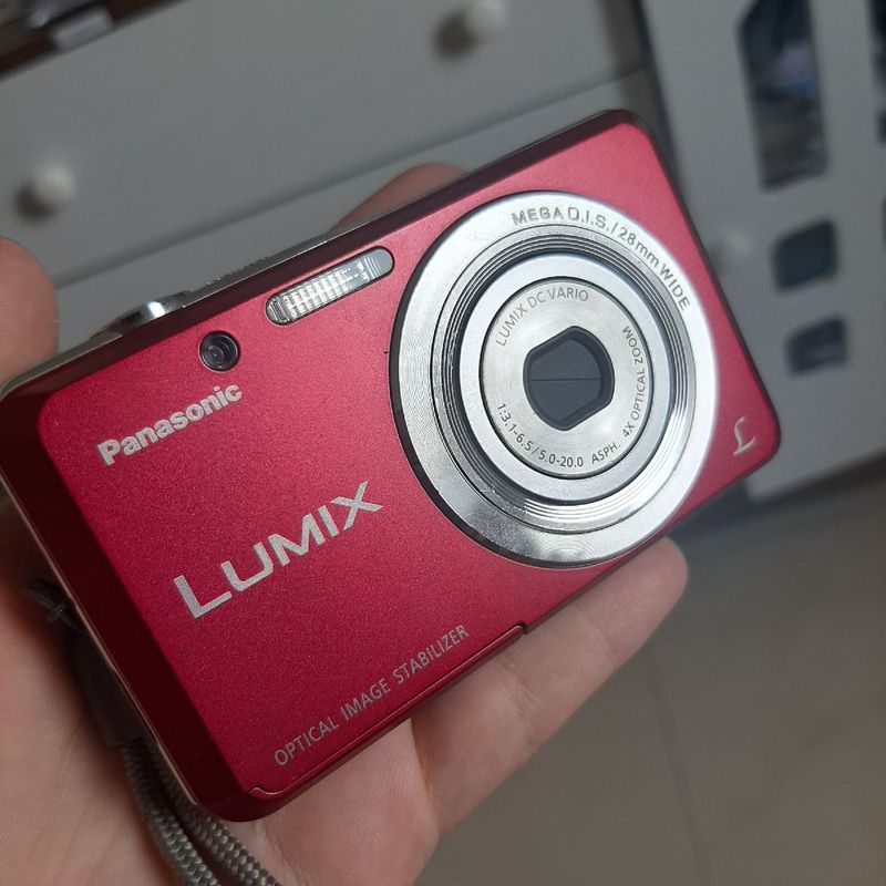 Câmera Digital Panasonic Lumix Dmc-Fh2 *Rosa Pink* | Máquina