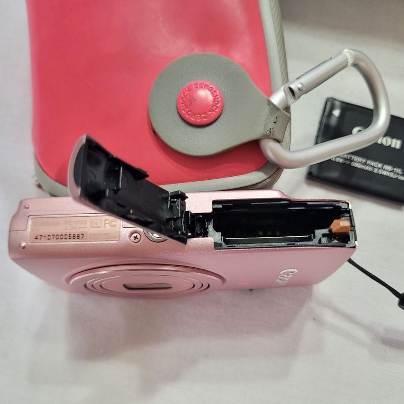 Câmera Digital Rosa - Cyber Shot Pink - Canon Ixy 220f Retrô com