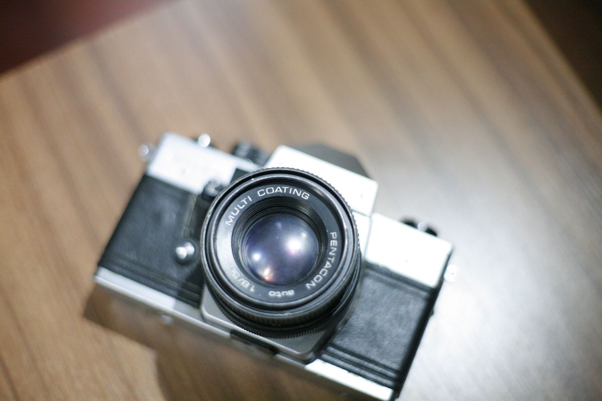 Câmera Fotográfica Analógica Praktica Mtl5b Máquina Fotográfica