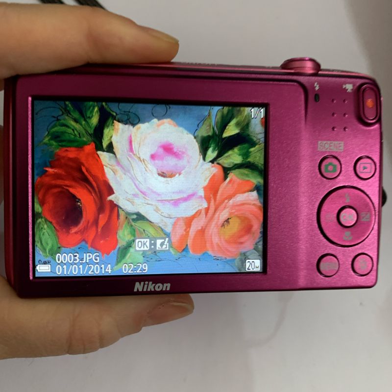 Câmera Fotográfica Digital Nikon 20.1 Mega Pixels Coolpix S3600