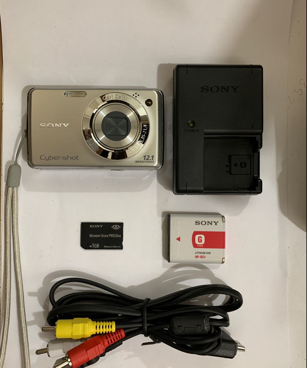 Câmera Fotográfica Digital Sony Cybershot 12.1 Mega Pixels Dscw210