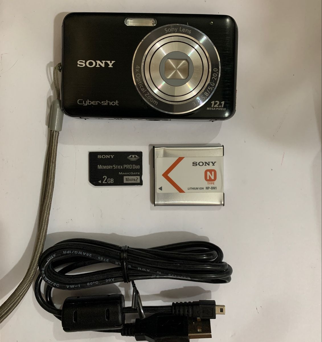 Câmera Fotográfica Digital Sony Cybershot 12.1 Mega Pixels Dscw310