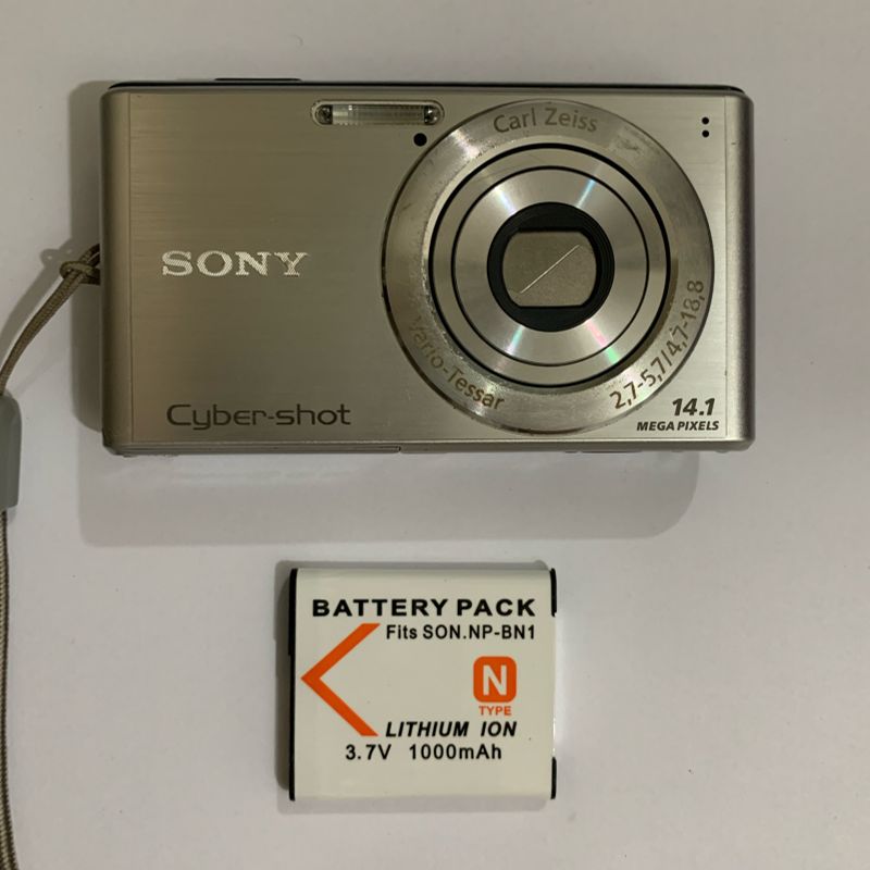 Câmera Fotográfica Digital Sony Cyber-Shot 14.1 Mega Pixels Dsc