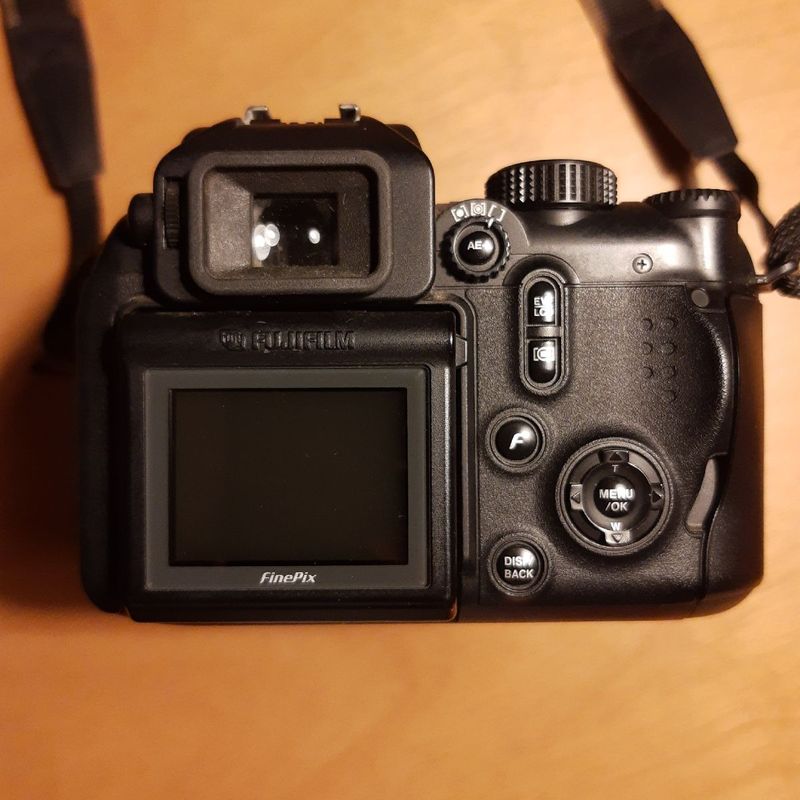 fujifilm finepix s9500 price