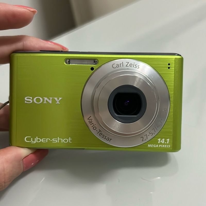 SONY Cyber-shot 14.1メガピクセル グリーン SONY Cyber-shot 14.1メガピクセル グリーン SONY Cyber-shot 14.1メガ