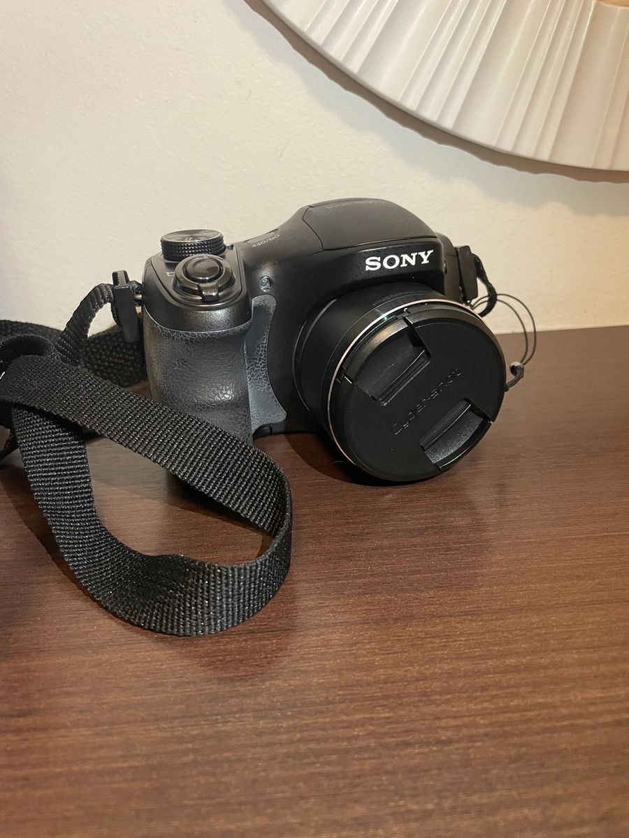 Câmera Fotográfica Sony Cyber Shot (dsc H100) Máquina Fotográfica