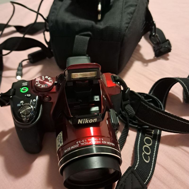 Câmera Nikkon Coolpix P520 Vermelha | Nikon Usado 105773746 | enjoei