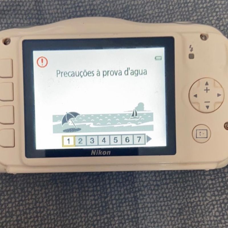 Camera Nikon À Prova D'Água Coolpix S33 Branca | Máquina
